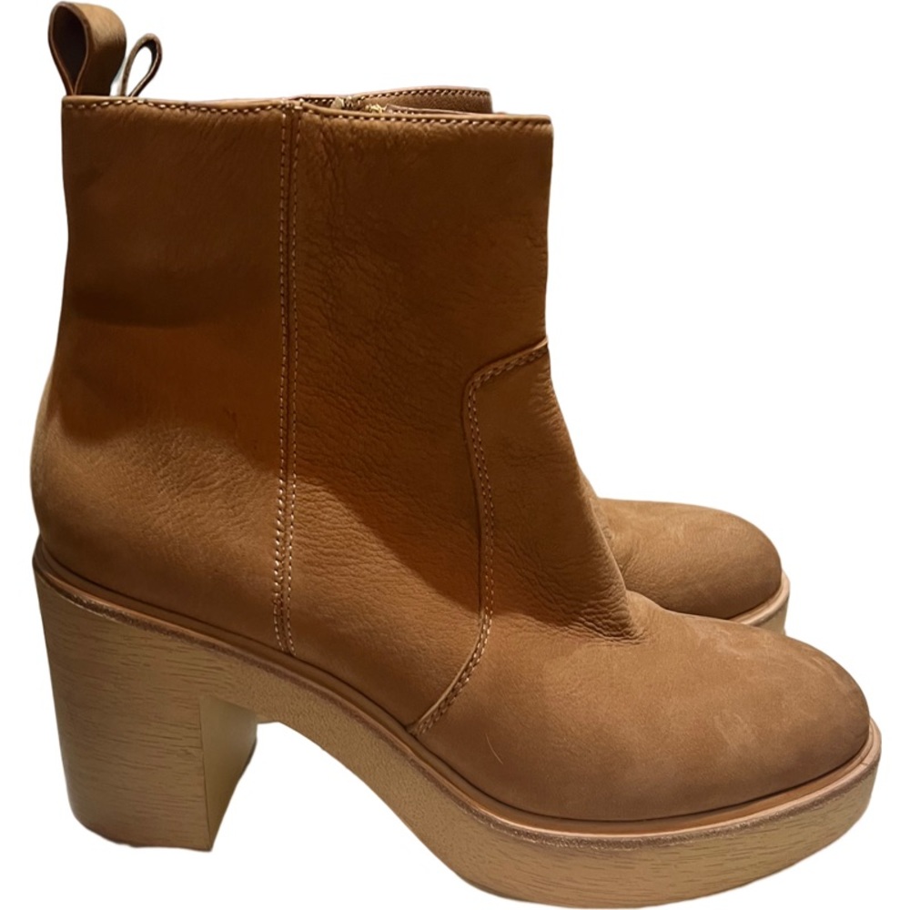 Dolce Vita Cecile Boot size 8.5